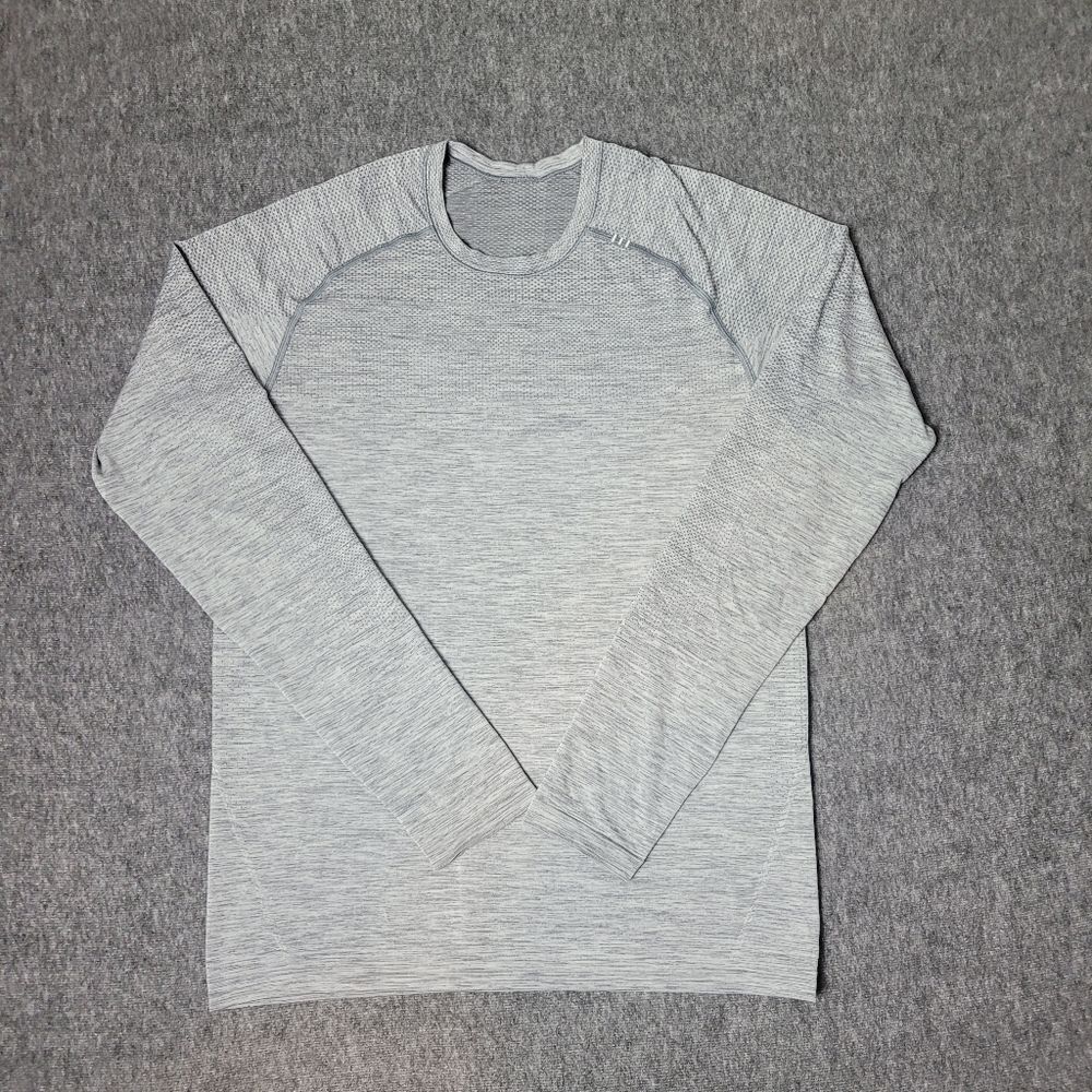 Lululemon Metal Vent Tech T-shirt Men's Size S Gray  Heather Long Sleeve Raglan